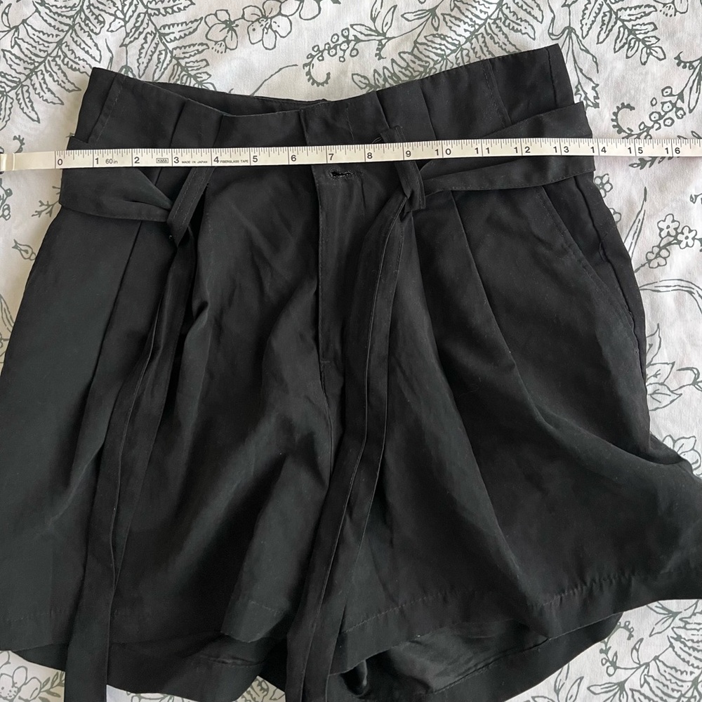 High Rise Mini Shorts - Picture 5 of 5